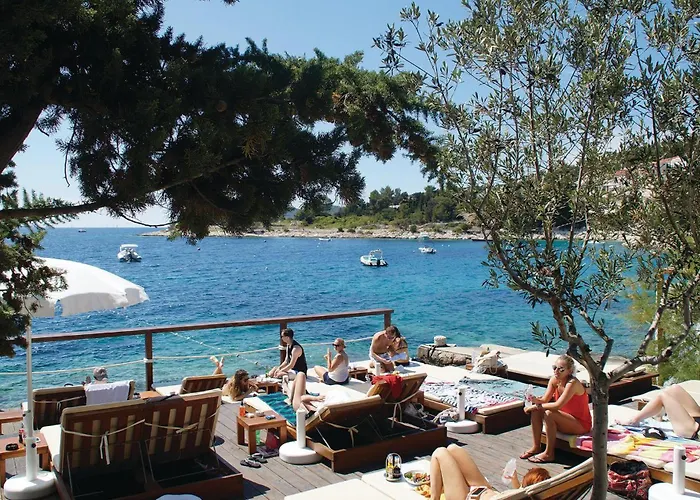 In With Wi-fi * Poljica (Hvar)